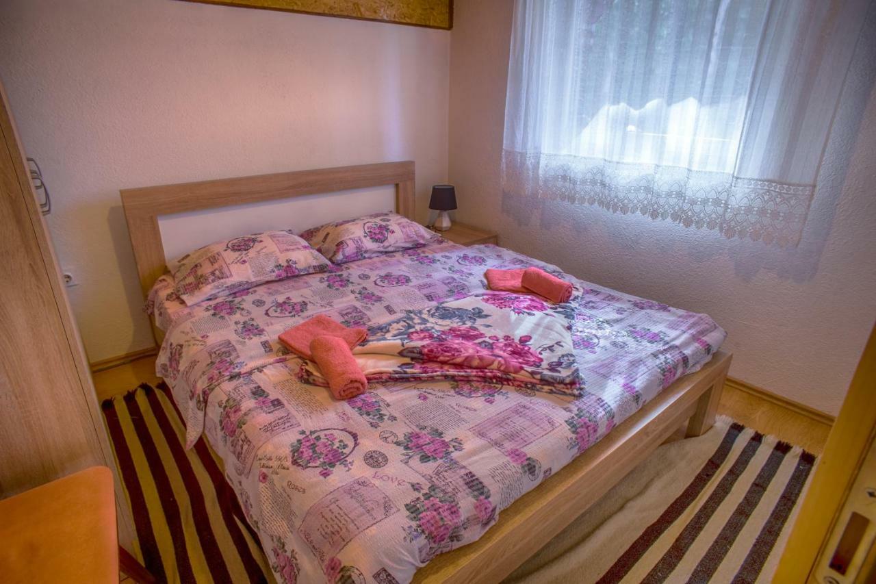 Vukovic Accommodation Жабляк Экстерьер фото